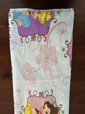 Like New! Vintage Disney Princess Twin Flat Sheet